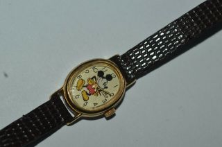 Vintage Lorus V811 - 5070 Mickey Mouse Quartz Watch 17mm Metal Fine Classic