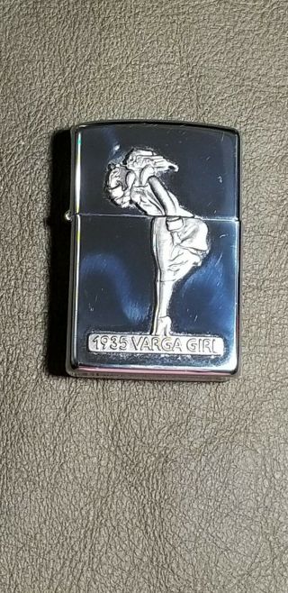 1993 Zippo Lighter “1935 The Varga Girl” With Matching Insert