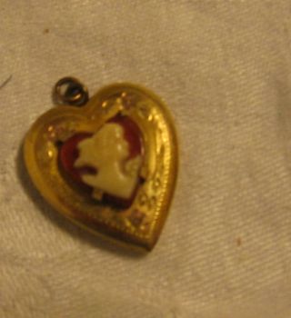 Antique 10k Gold Filled Cameo Heart Locket