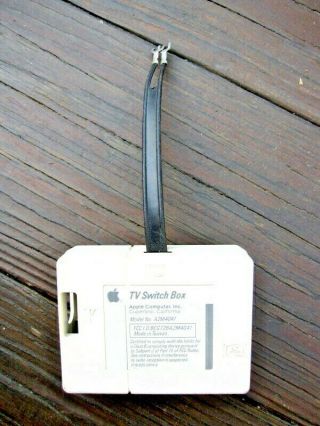Vintage Rare Apple Tv/computer Switch Box Model A2m4041 P/n 825 0814a