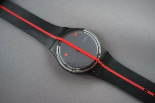 Swatch Gz119 360 Rouge Sur Blackout Numbered Edition With Case From 1991