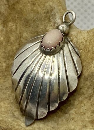 Vintage Old Dead Pawn Navajo Sterling Silver Mother Of Pearl Pendant Or Charm