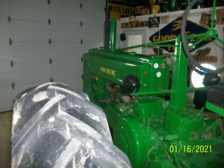 John Deere B Antique Tractor farmall allis oliver a g h d r 6