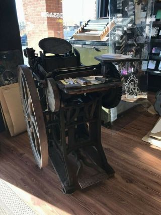 Antique letterpress printing press - 1885 - Chandler and Price 4