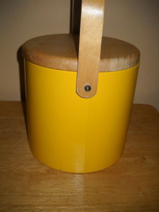 Vintage Georges Briard Signed Ice Bucket Yellow with Wood Handle & Top USA 3