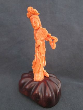 ANTIQUE CHINESE CARVED NATURAL RED CORAL GUANYIN STATUE 3