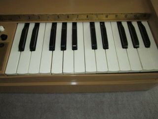 Vintage Organaire Electric Chord Organ pre - owned 3