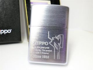 Windy Pinup Girl Zippo 2002 Unfired Rare  290206c04
