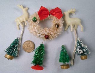 Vtg Xmas Bottle Brush Wreaths Trees Reindeer Pick Decoration Dollhouse Miniature