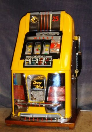 Mills 25 - Cent Deuces Wild Hi - Top Antique Slot Machine,  1948