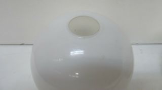 VINTAGE WHITE BALL GLASS LAMP / LIGHT SHADE ART DECO GAS LIGHT STYLE 2