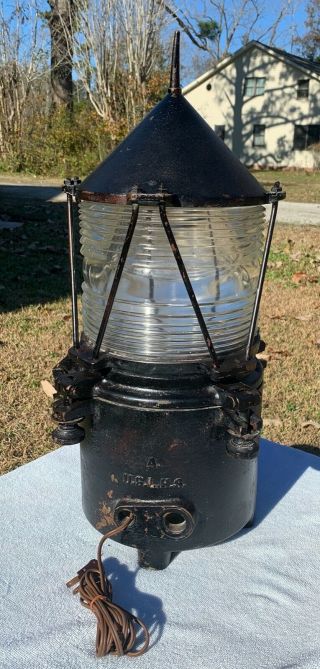 Antique Vintage Brass Bronze Lovell U.  S.  Light House Service Buoy Light Glass