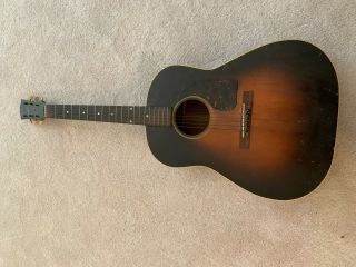 Antique/vintage Gibson Acoustic Guitar With Banner Ca 1943