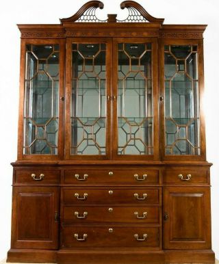 Stickley Chippendale Style Breakfront China Cabinet Fretwork Williamsburg Style