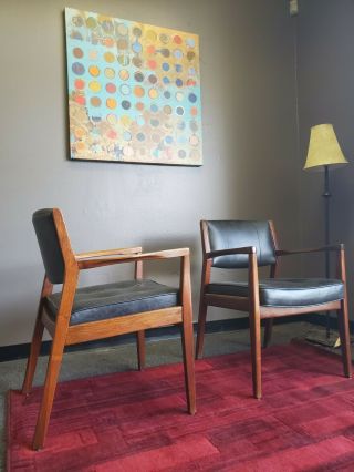Professional Restored Jens Risom Mid - Century Modern Walnut Chairs (a Pair)