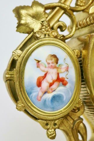 Antique French Bronze Ormolu Sevres Porcelain & Cherub Mantle Clock 3 Piece Set 4