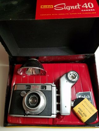 Vintage Kodak Signet 40 35mm Rangefinder Camera / Flash Box Set
