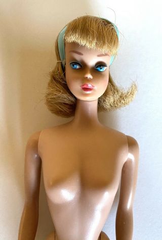 Vintage Barbie American Girl Side Part Mattel