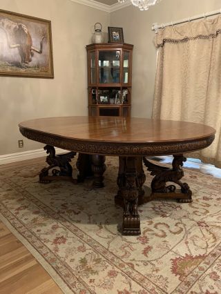 Rj Horner Quarter Sawn Oak Dining Table With Winged Griffins And 6 Chairs.