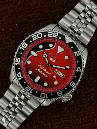 RED SPECIAL BRIAN MAY DIAL MOD SEIKO 7S26 - 0020 SKX007 AUTOMATIC WATCH 730544 2