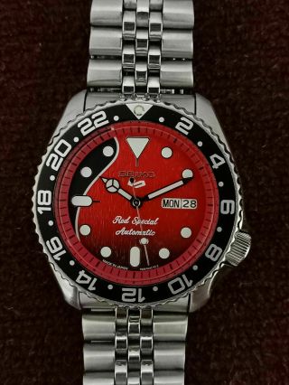 RED SPECIAL BRIAN MAY DIAL MOD SEIKO 7S26 - 0020 SKX007 AUTOMATIC WATCH 730544 4
