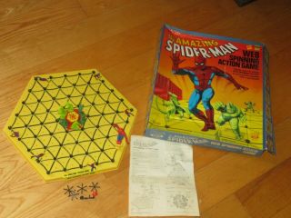 Vintage 1979 Ideal The Spider - Man Web Spinning Action Board Game