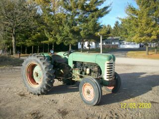 1957 Oliver 55 Antique Tractor 3 Point Hydraulics deere farmall 2