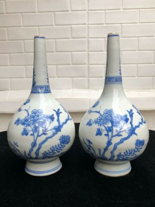 A Blue And White Chinese Porcelain Vases With Flowers Painting