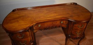 1910 Antique French Satinwood Kidney shaped Desk Vanity Ladies Desk Walnut Chair 3
