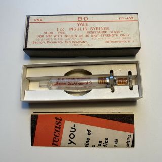 Vintage Becton Dickinson B - D Yale Insulin Glass Syringe Box No.  1yi - 40s