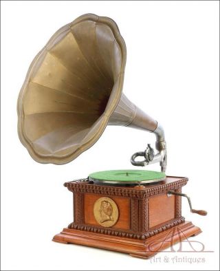 Antique German Or Austrian Horn Gramophone - Phonograph.  Circa 1915