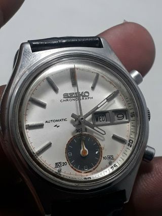 Vintage Seiko Automatic Flyback Chronograph 7016 - 8001 Men ' s Wristwatch 6