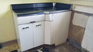 Crosley Vintage Metal Kitchen Cabinets,  Black Countertops,  Youngstown Sink Set 6