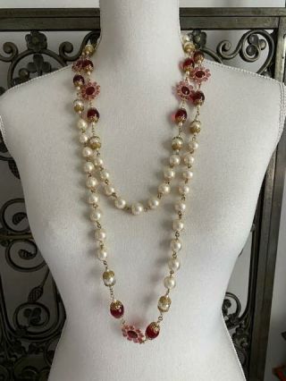 VINTAGE COUTURE CHANEL RED PINK GRIPOIX GLASS FLOWER PEARL NECKLACE 2