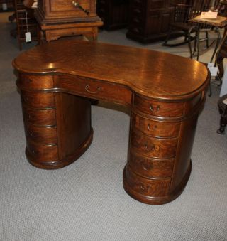 Antique Quarter Sawn Oak Kidney Shaped Desk – Finish