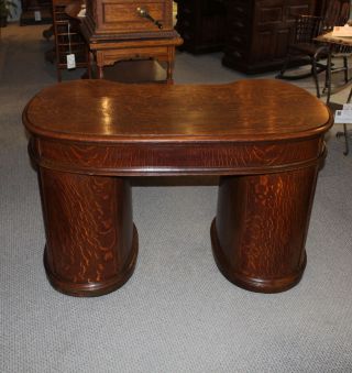 Antique quarter sawn Oak Kidney Shaped Desk – finish 3