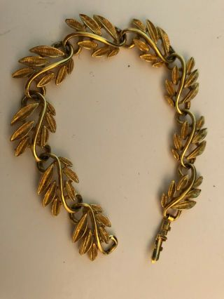 Vintage Signed Napier Gold Tone Leaf Bracelet