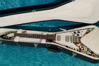 Psychedelic Gibson Jimi Hendrix Flying V guitar Vintage design vee 2