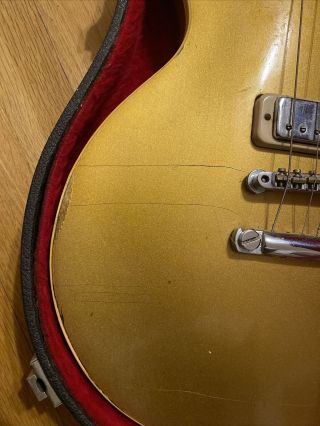VINTAGE 1981 GIBSON LES PAUL DELUXE GOLD TOP ELECTRIC GUITAR 5