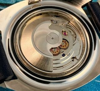 Thermidor De Luxe Vintage Dive Watch with Bakelite Bezel and Tritium Markers 5