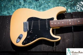 Vintage 1980 Fender Stratocaster - Aged White - Made in the USA - w OHSC 3