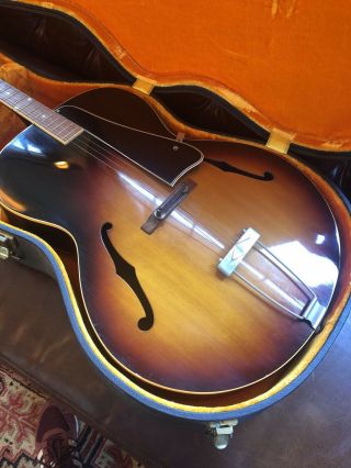 1959 Gibson TG - 50 Tenor Guitar Sunburst Jazz Archtop Excelsior Case Key Vintage 2
