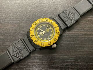 Rare Color Ladies Tag Heuer Formula One F1 Watch - Black & Yellow