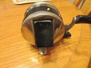 Zebco 33 Push Button Casting Fishing Reel 33 On Front Cover 3