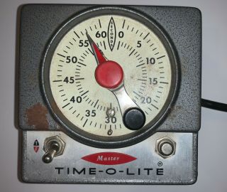 Vintage Time - O - Lite Professional Darkroom Timer Model M - 59