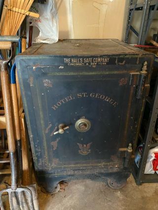 Antique Vintage Safe - Historical (hall 