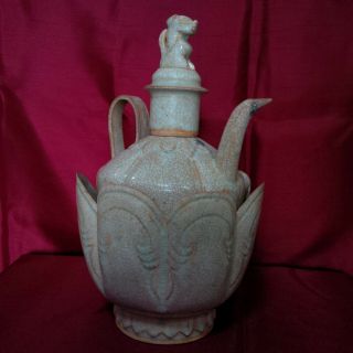 Old And Antique Chinese Song Qingbai Ewer And Cover With Lotus Warmer