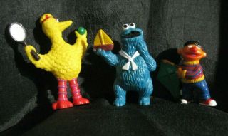 Vintage Sesame Street Ernie Big Bird Cookie Monster Pvc Figure/cake Topper 57:d1