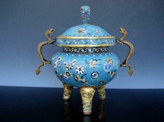 A OLD CHINESE CLOISONNE ENAMEL TRI - POD CENSER AND COVER 2