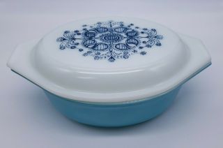 Vintage Pyrex Blue Doily 043 Casserole Dish W/ Lid 1.  5 Quart
